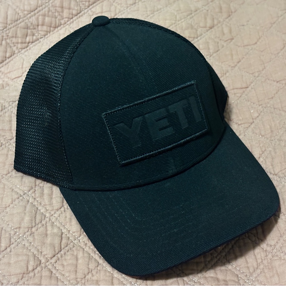 Yeti hat